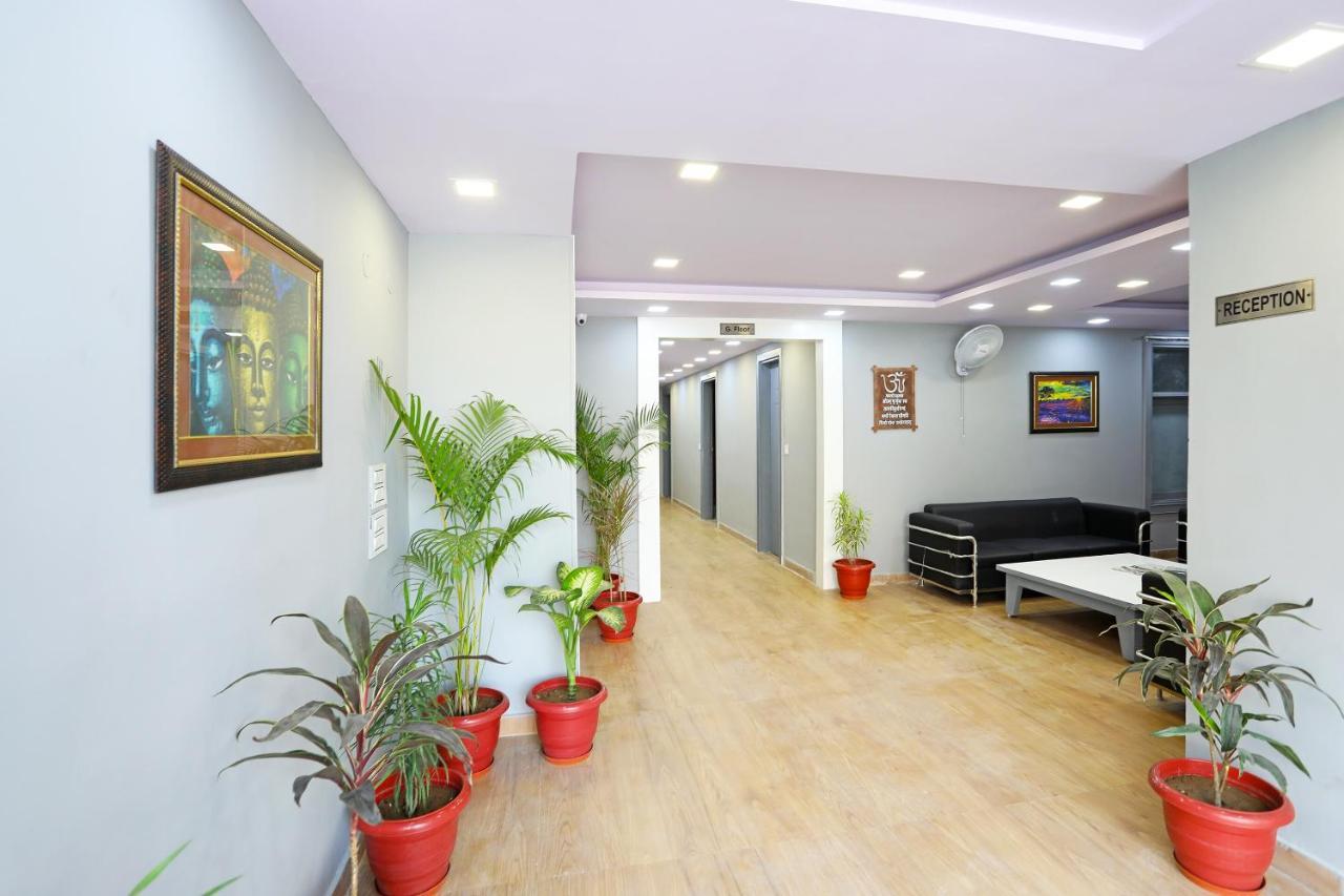 Hotel Capital O Aashiyana Paradise Near Omaxe Gurgaon Mall Extérieur photo