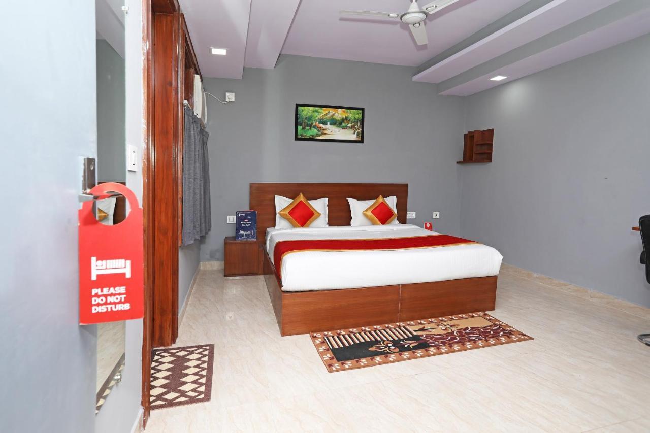 Hotel Capital O Aashiyana Paradise Near Omaxe Gurgaon Mall Extérieur photo